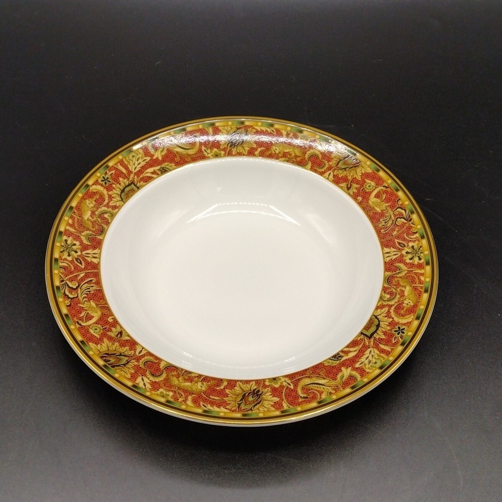 VTG Wedgwood Persia Bone China 8" Gold Rimmed Soup Bowl '97 England A+ Condition